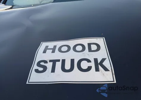 2014 Mercedes-Benz E 350 z USA, uszkodzony, nr VIN WDDHF5KB9EA793495